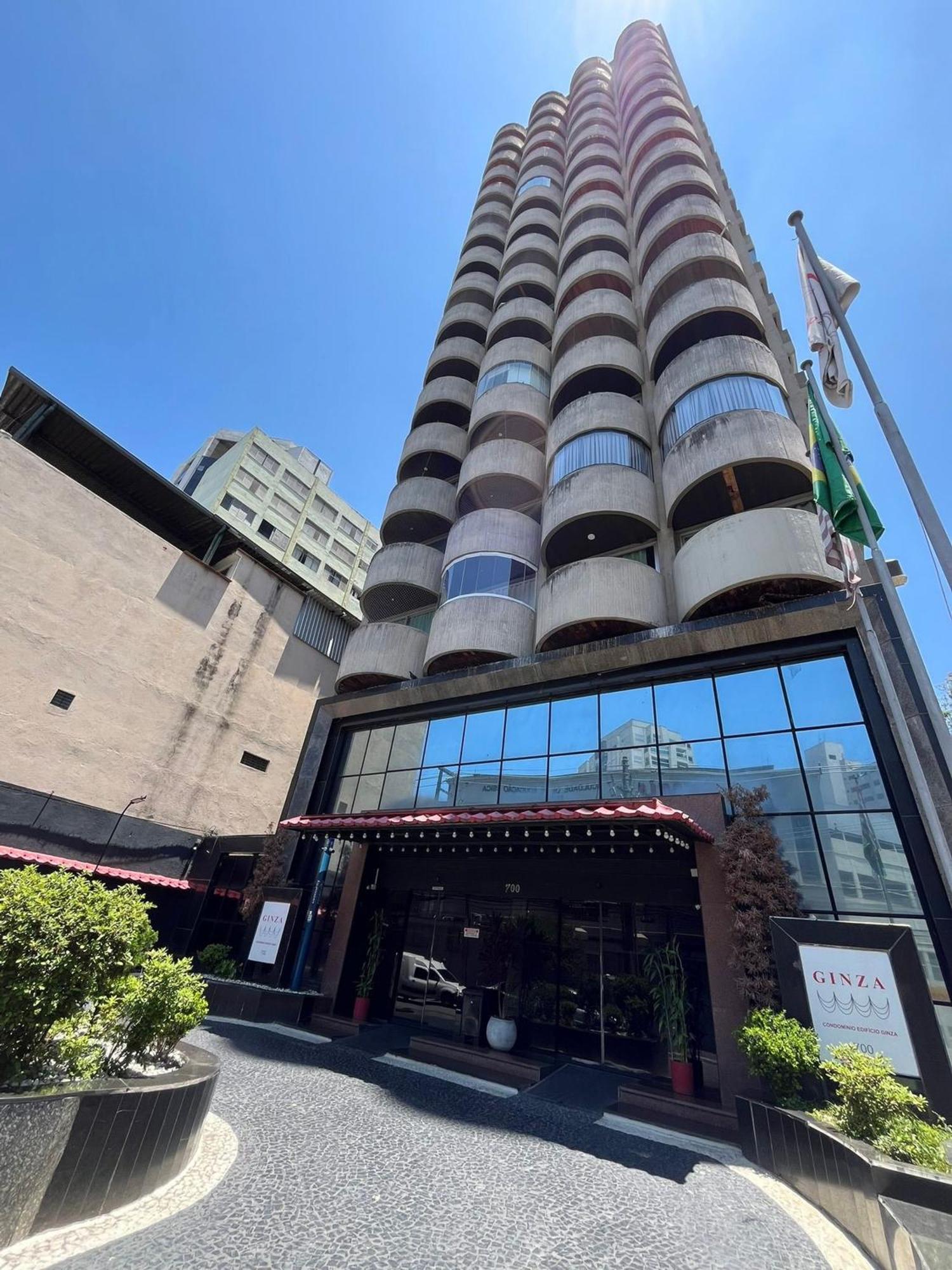 Flat Na Liberdade C/ac | Prox.faculdades&hospitais Apartamento São Paulo