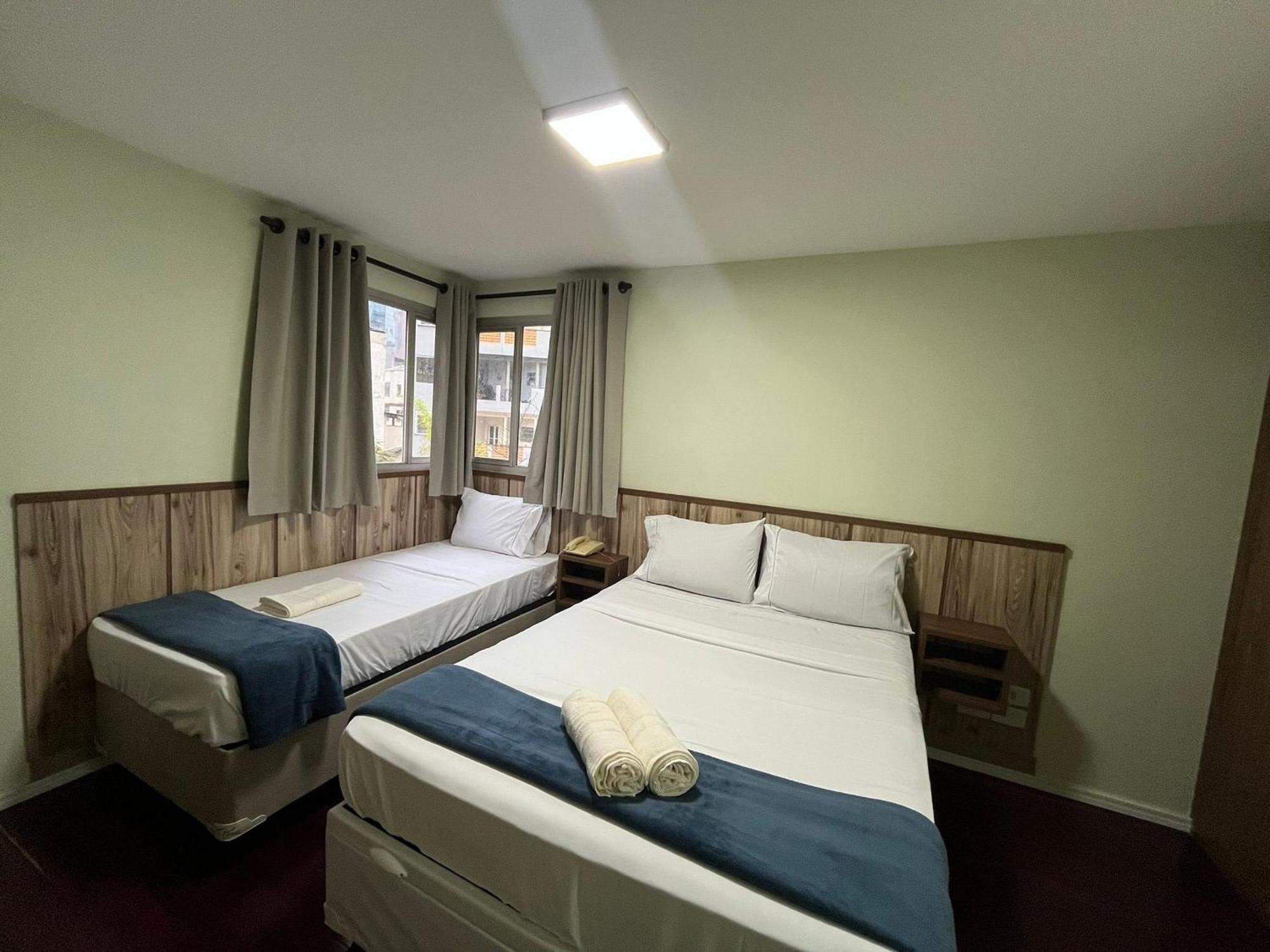 Flat Na Liberdade C/ac | Prox.faculdades&hospitais *